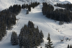 Vue sur les pistes de ski alpin (15 décembre 2018)