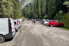 Parking de départ de Sous l'Aiguille (30 juillet 2023)