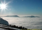 Des îles surgissent de la mer de nuages